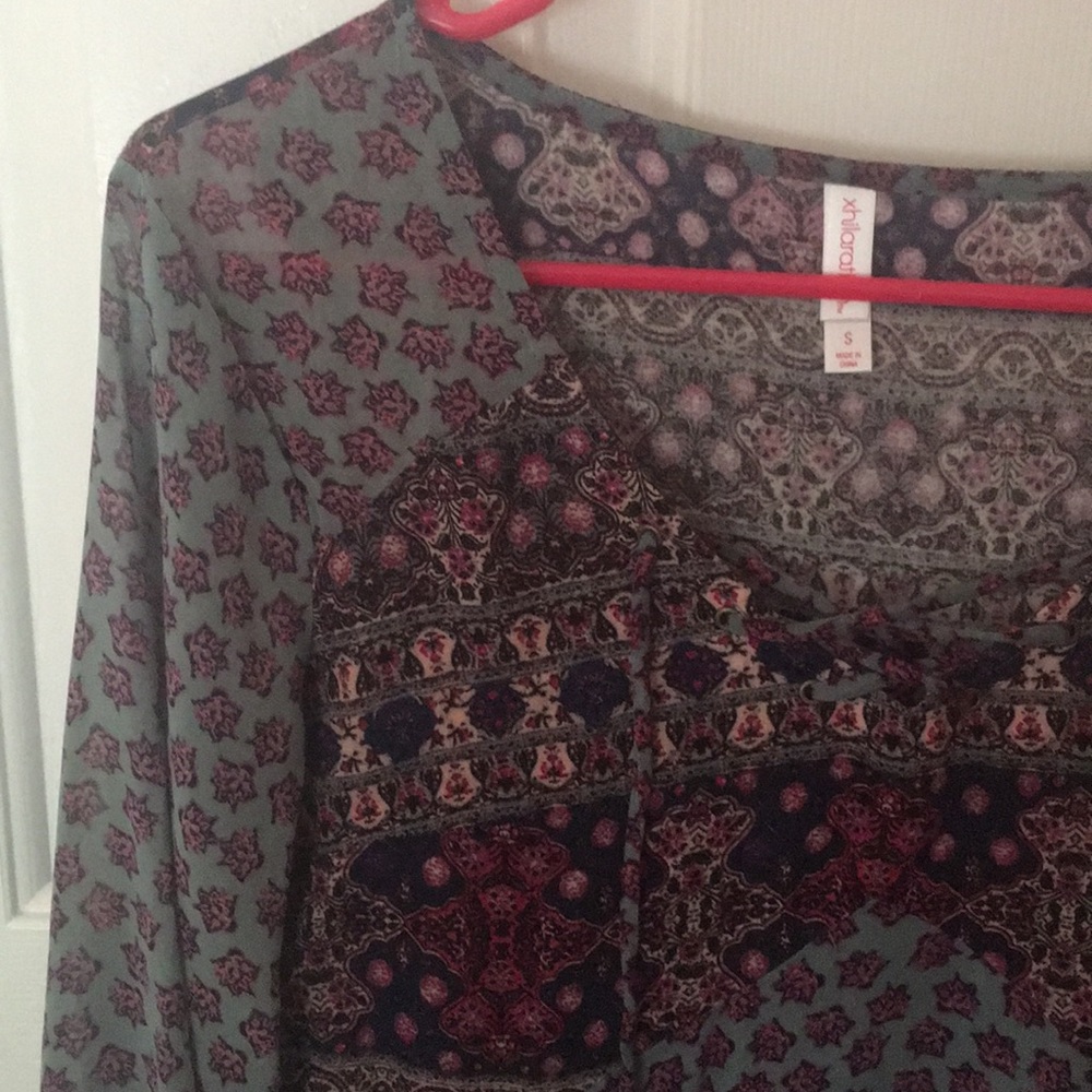 Patterned Dress - Picture 3 of 3